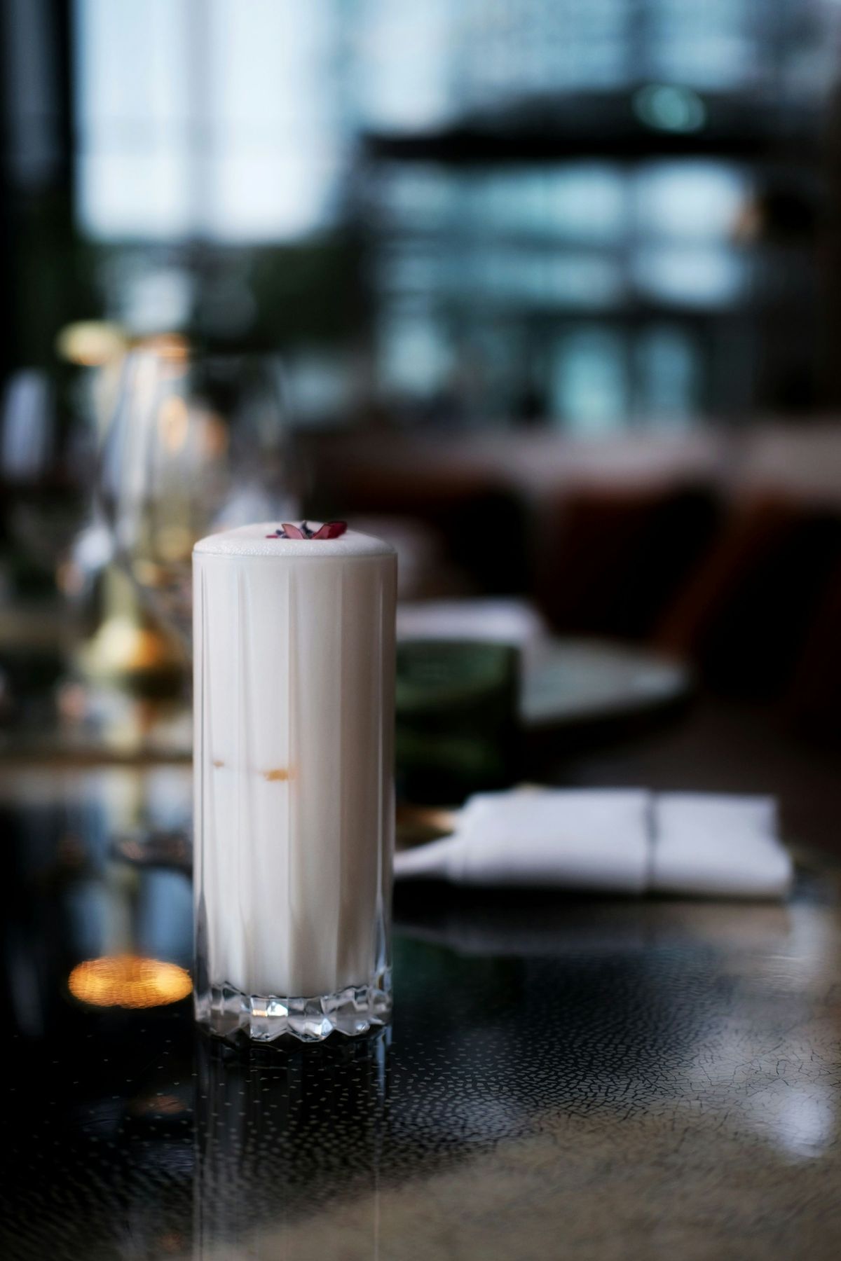 Gin Fizz cocktail